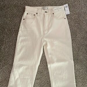 Abercrombie ankle straight ultra high rise jeans - size 27 *new with tags!